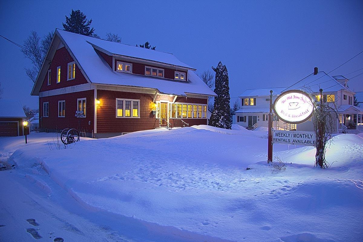 Old Iron Inn Bed And Breakfast Caribou Esterno foto